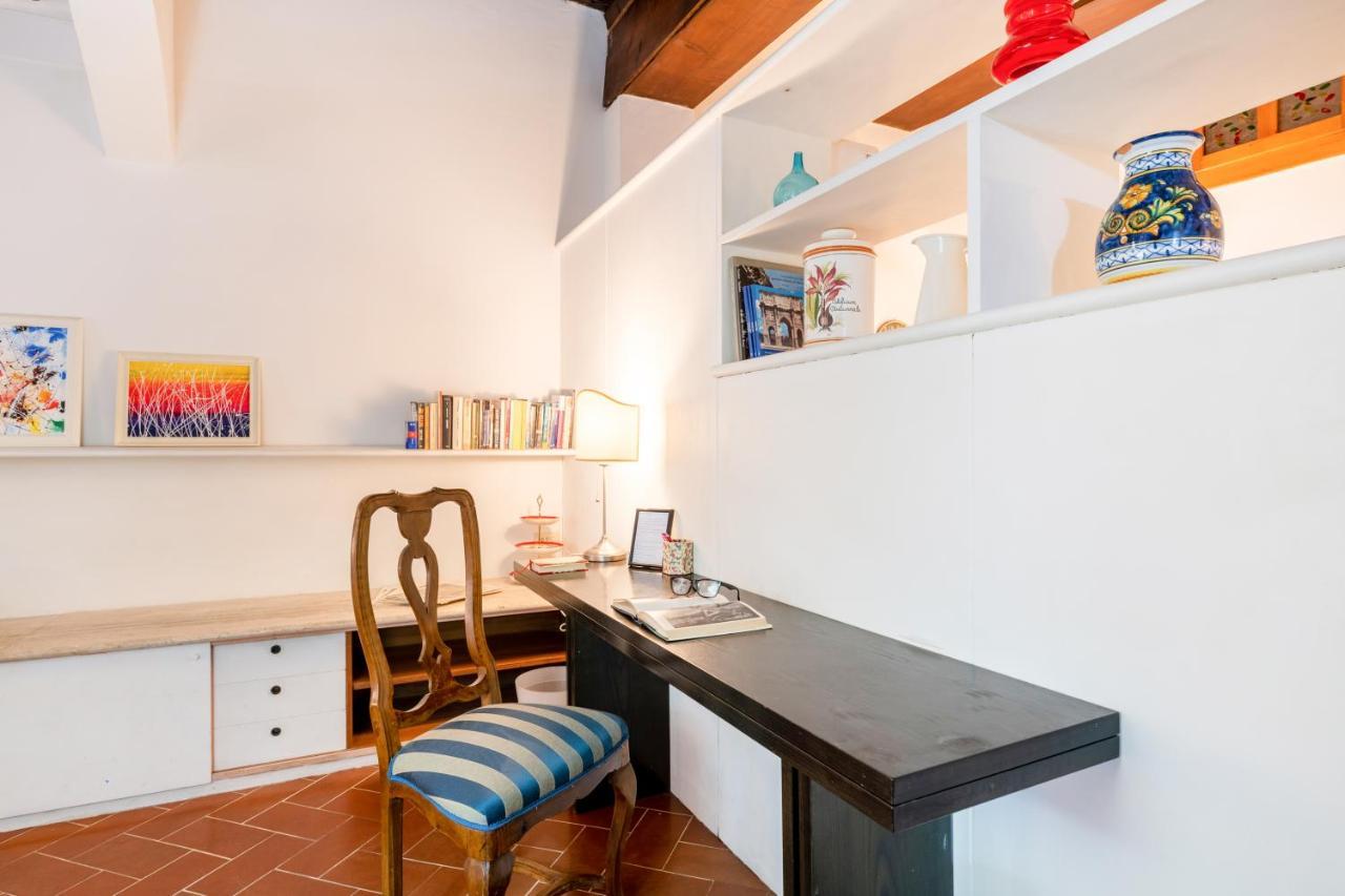 Magnoli & Ponte Vecchio Apartment ฟลอเรนซ์ ภายนอก รูปภาพ